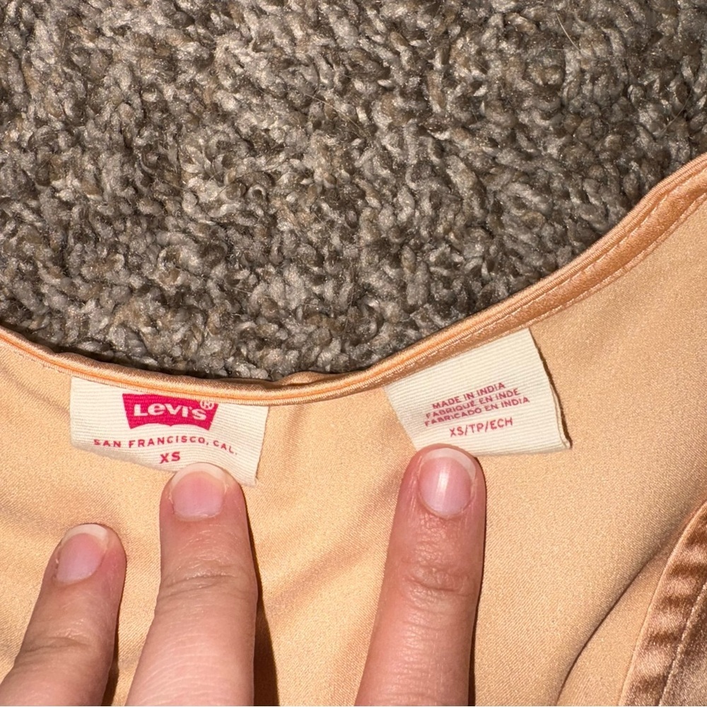 Levi’s Lindy blouse - Picture 4 of 10